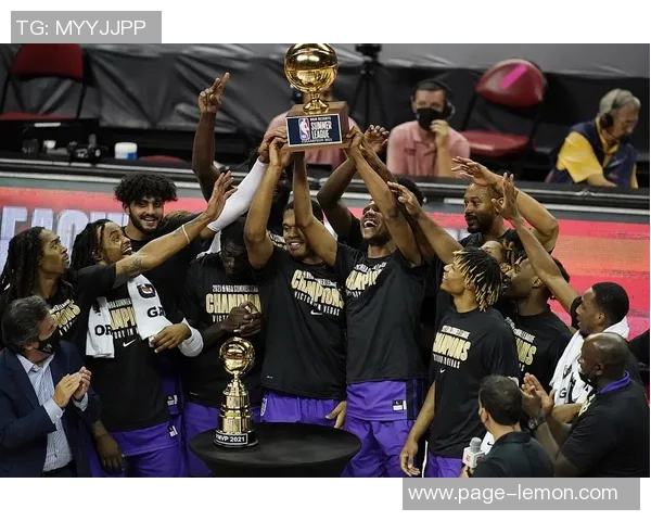 国王队与灰熊队在夏季联赛中的精彩对决回顾与分析